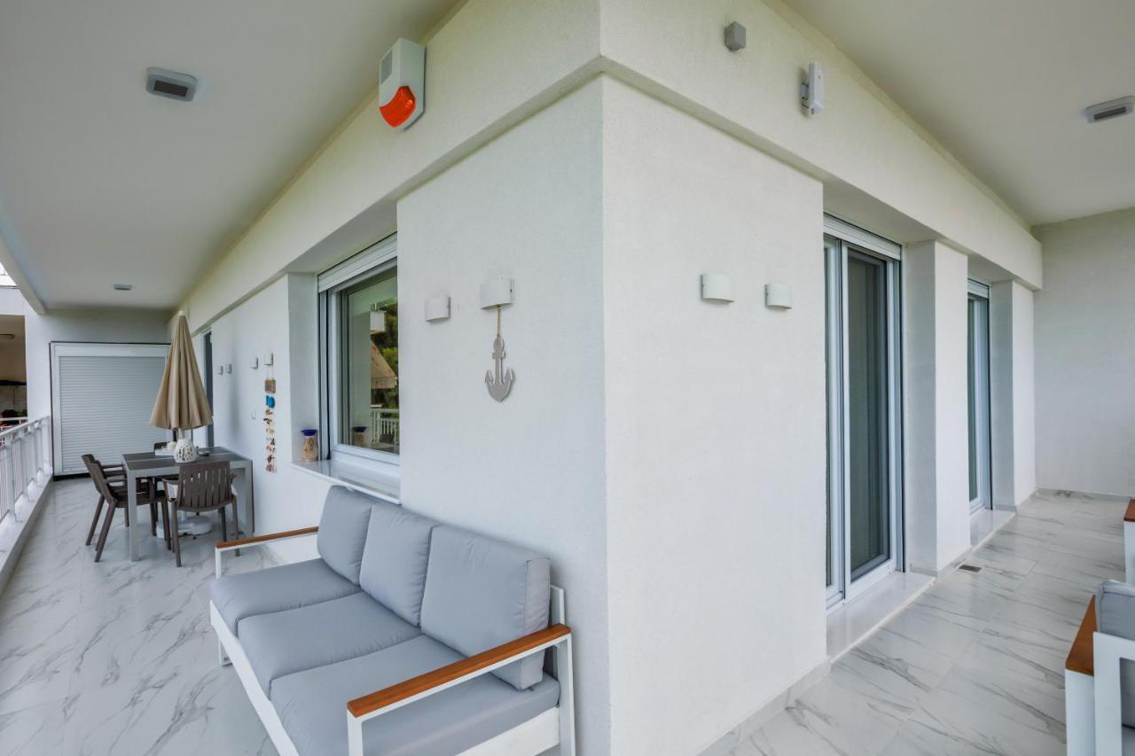 Beach Front Casa Elena Hanioti Exterior photo