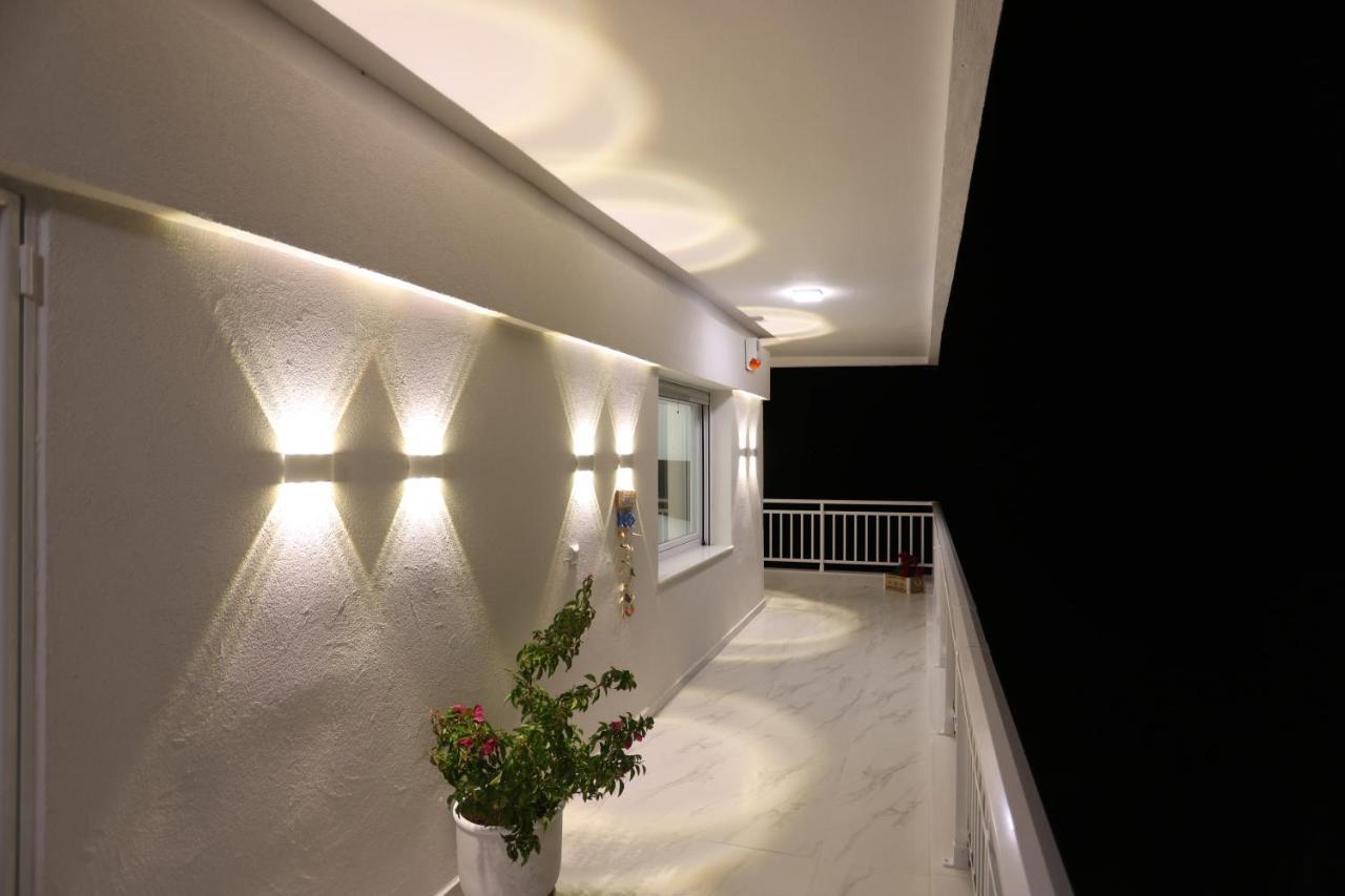 Beach Front Casa Elena Hanioti Exterior photo