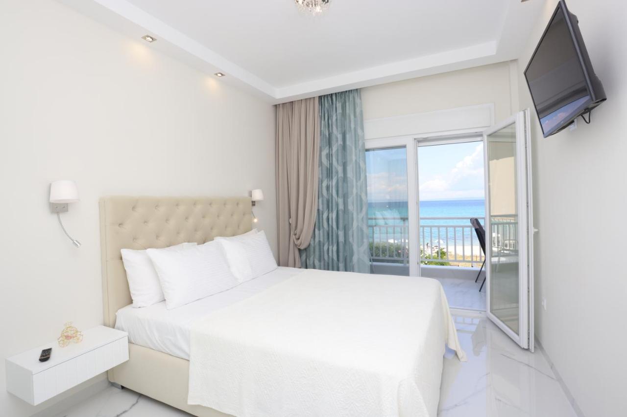 Beach Front Casa Elena Hanioti Exterior photo